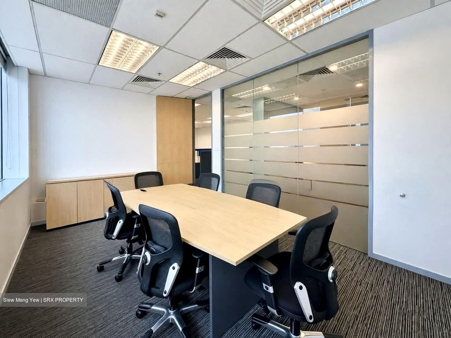 One Raffles Place (D1), Office #570359041